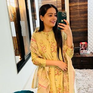 Meet your Posher, Shraddha